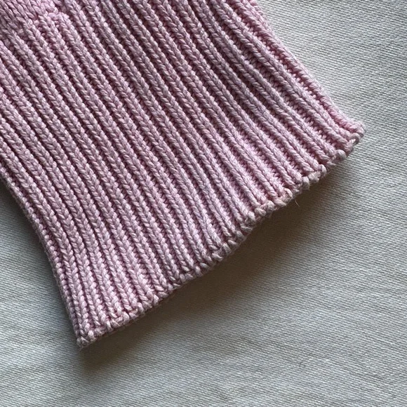 Vintage 90’s Varsity Style Cable K nit V-neck Sweater - Picture 9 of 13